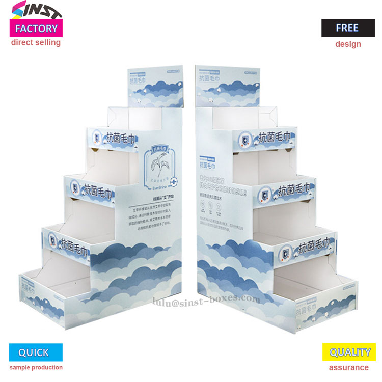 Razstavno stojalo za brisače